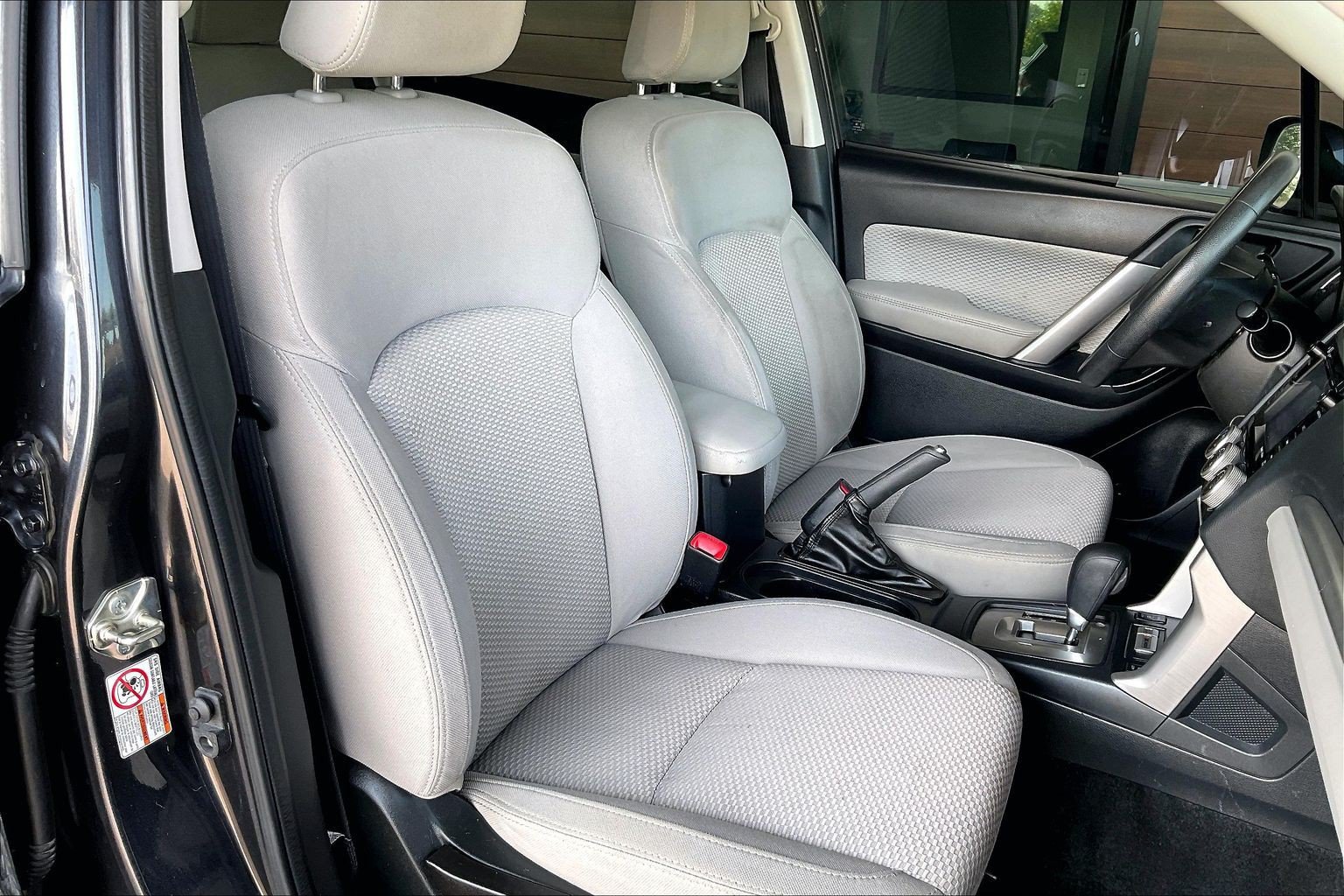 Used 2017 Subaru Forester 2.5i Premium AWD/4WD image 26