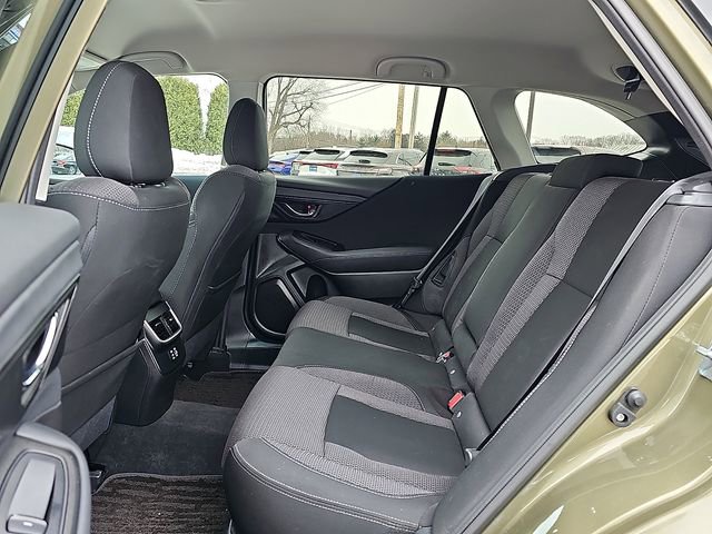 Used 2024 Subaru Outback Premium image 10
