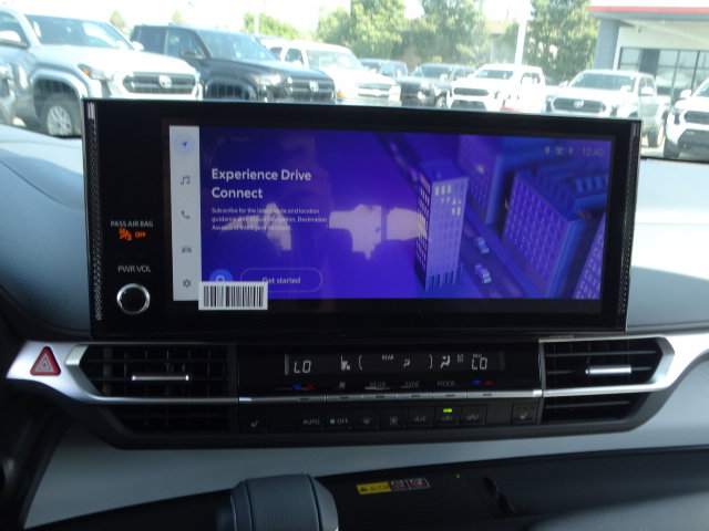 New 2026 Toyota Sienna XLE FWD image 19