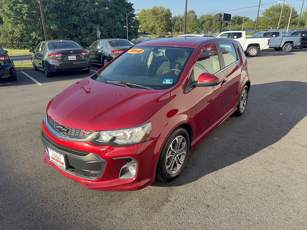 Used 2018 Chevrolet Sonic LT w/ Convenience Package FWD image 7