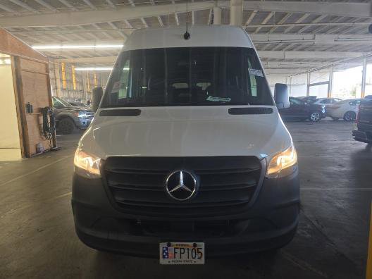 Used 2025 Mercedes-Benz Sprinter 2500 image 2