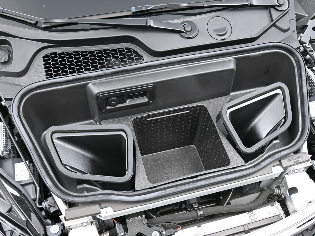 Used 2024 Lamborghini Huracan STO image 34