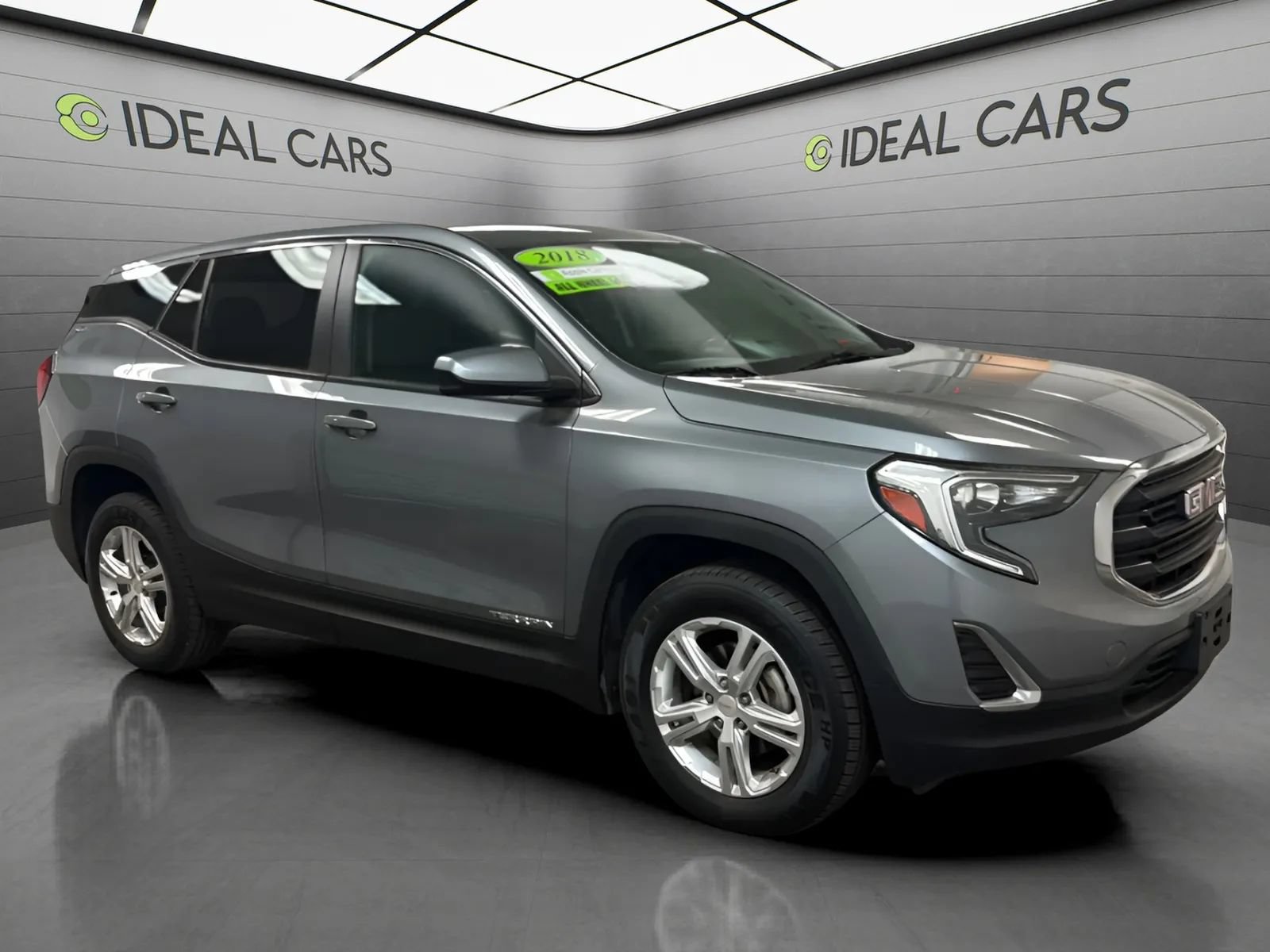 Used 2018 GMC Terrain SLE AWD/4WD image 3