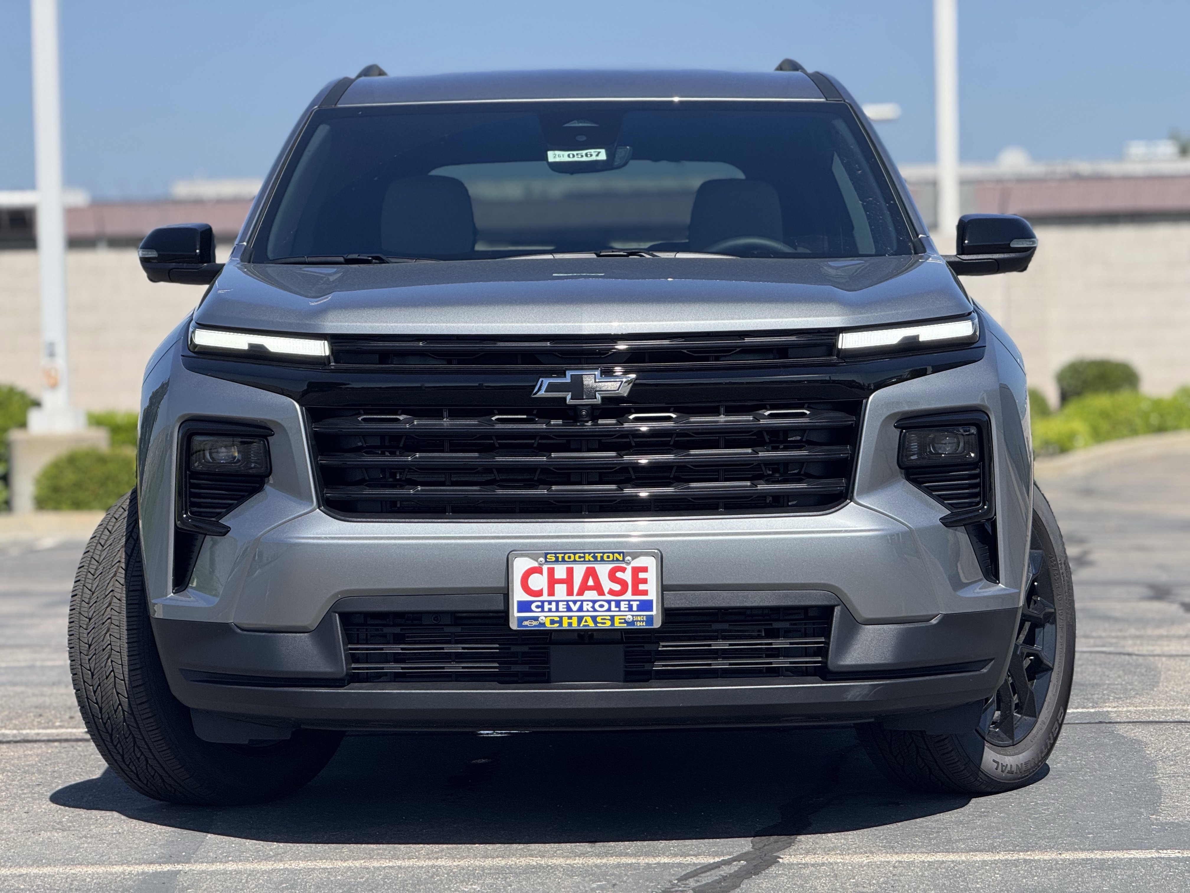New 2026 Chevrolet Traverse LT w/ Midnight/Sport Edition FWD image 2