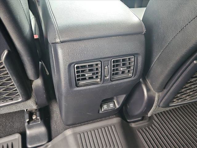 Used 2021 Toyota 4Runner Limited image 18