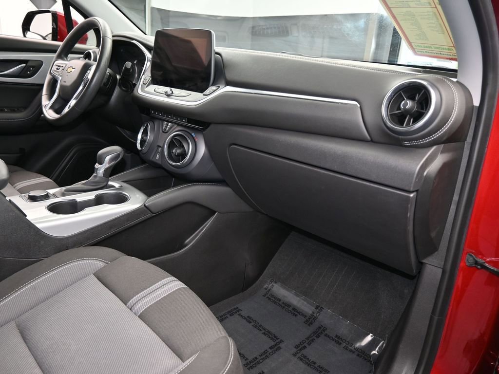 Used 2023 Chevrolet Blazer LT image 40