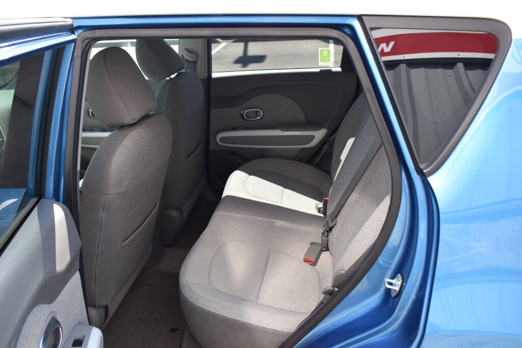 Used 2017 Kia Soul EV FWD image 20
