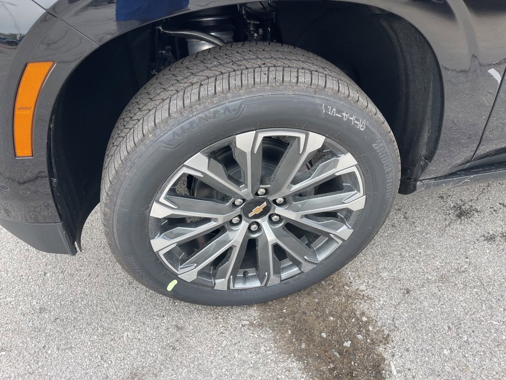 New 2025 Chevrolet Tahoe High Country image 9