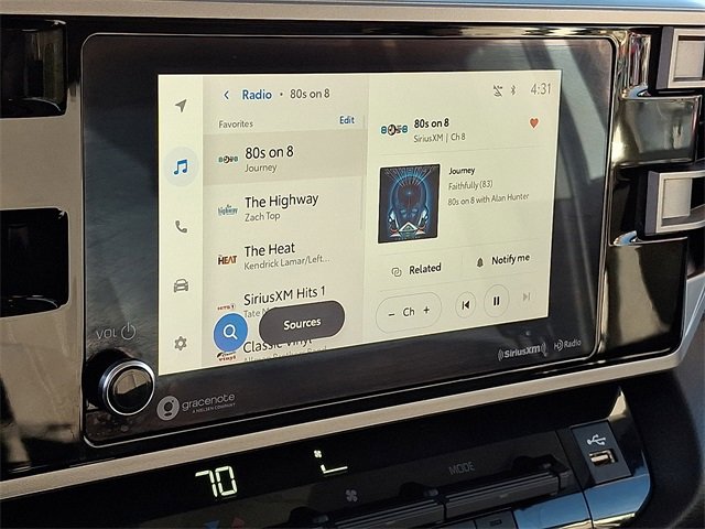 Used 2023 Toyota Tundra SR5 w/ SR5 Convenience Package image 12