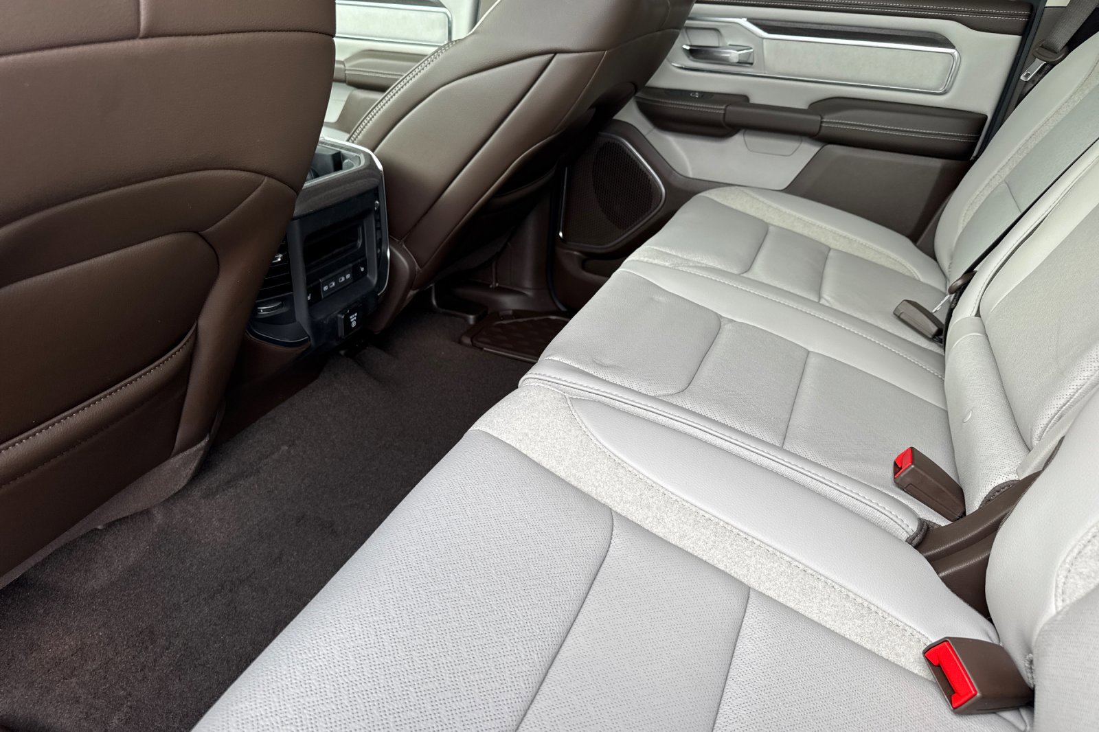 New 2026 RAM 1500 Laramie image 11