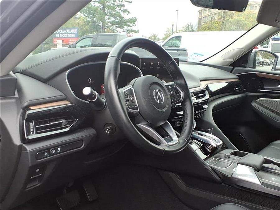 Used 2022 Acura MDX SH-AWD image 17