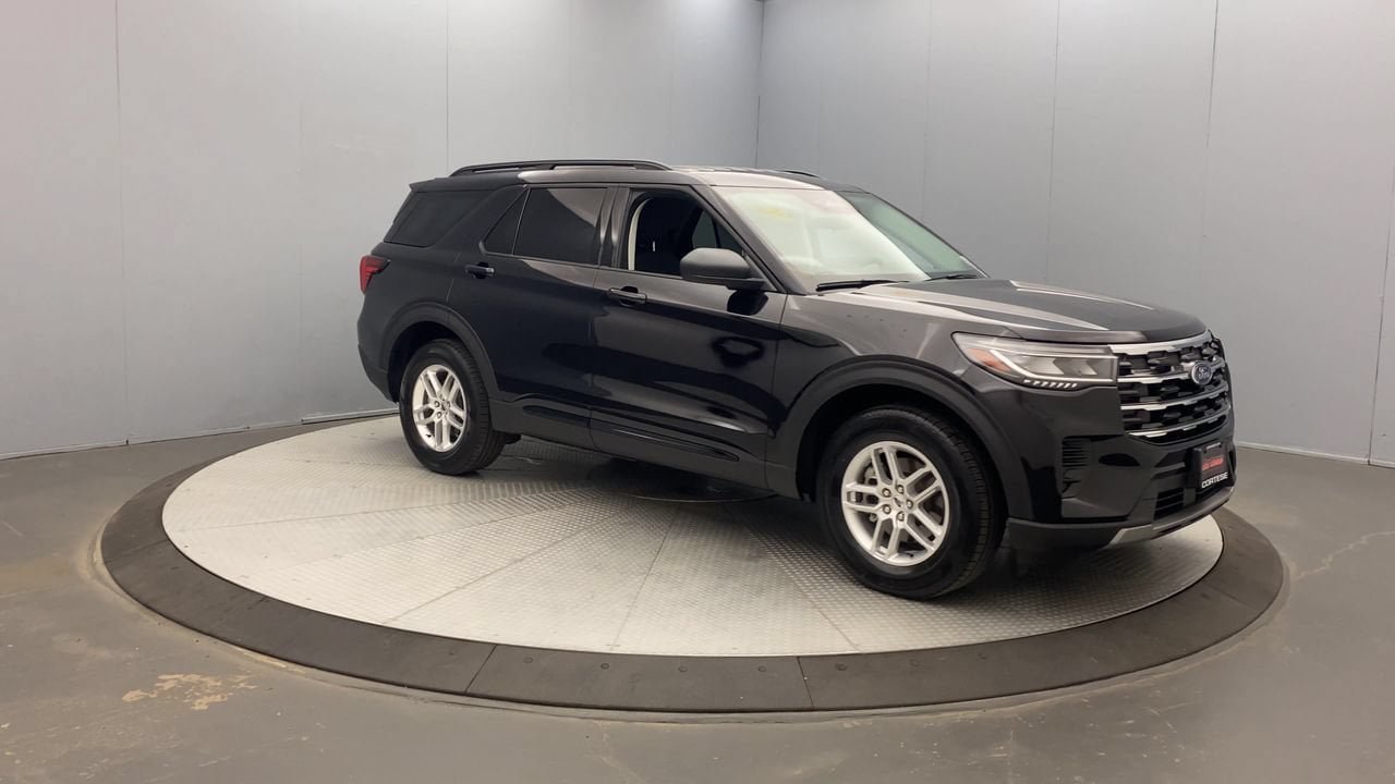 New 2026 Ford Explorer Active AWD/4WD image 7