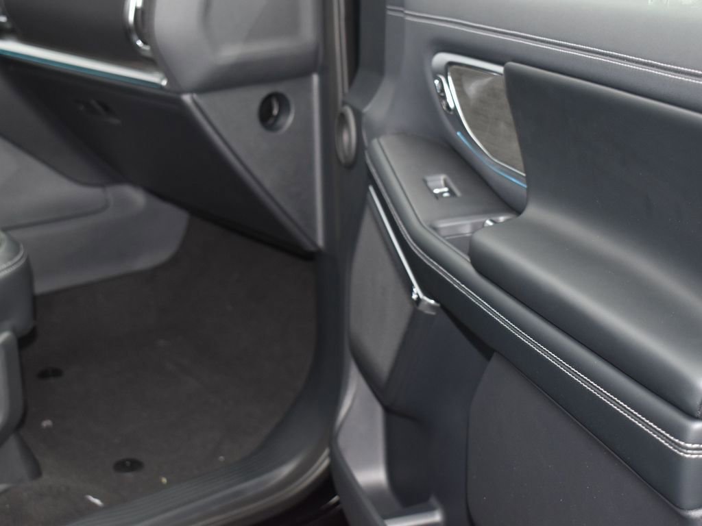 New 2026 Ford Expedition Platinum AWD/4WD image 17