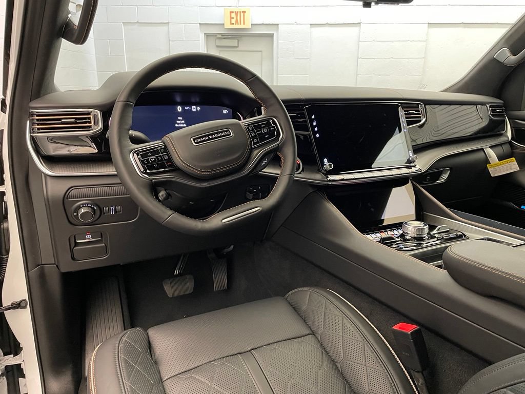 New 2026 Jeep Grand Wagoneer L Summit AWD/4WD image 13