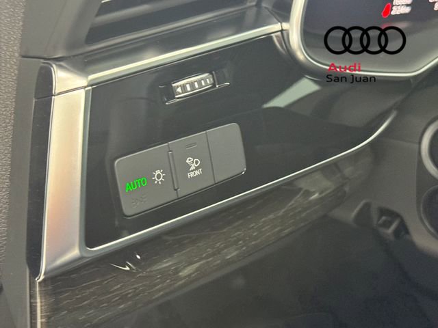 Used 2026 Audi Q8 Premium image 41