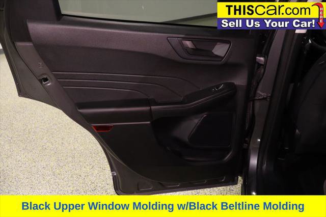 Used 2022 Ford Escape SE w/ SE Sport Appearance Package image 24