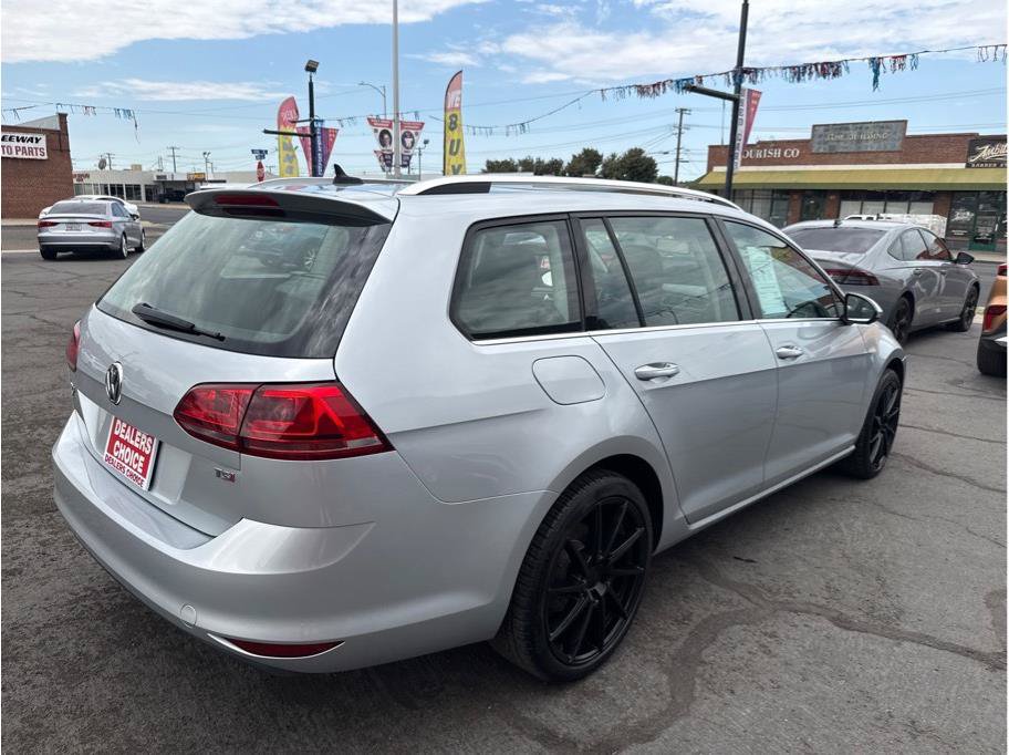 Used 2016 Volkswagen Golf SEL w/ Lighting Package (SEL) FWD image 10