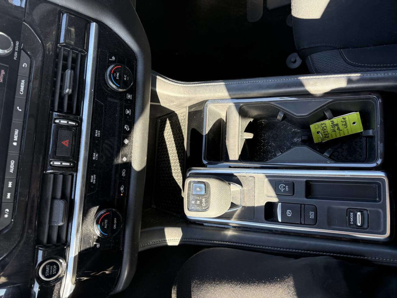 Used 2022 Nissan Pathfinder SV image 28