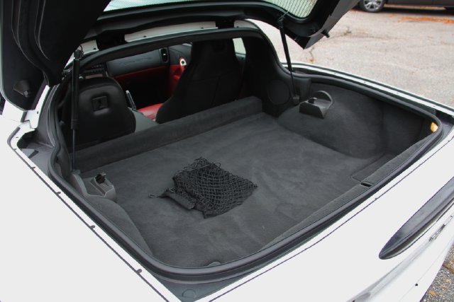 Used 2011 Chevrolet Corvette Grand Sport w/ Preferred Equipment Group RWD image 27
