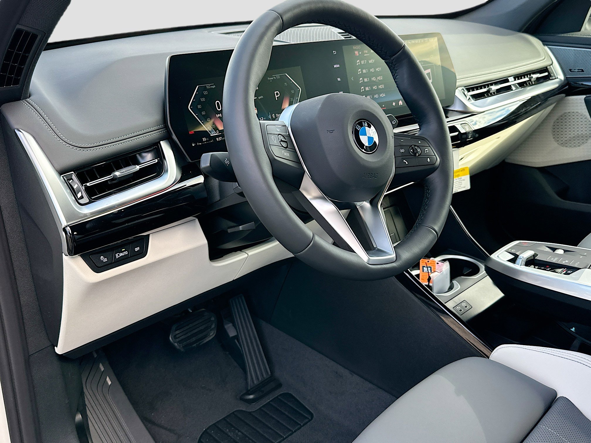 New 2026 BMW X1 xDrive28i w/ Convenience Package image 7