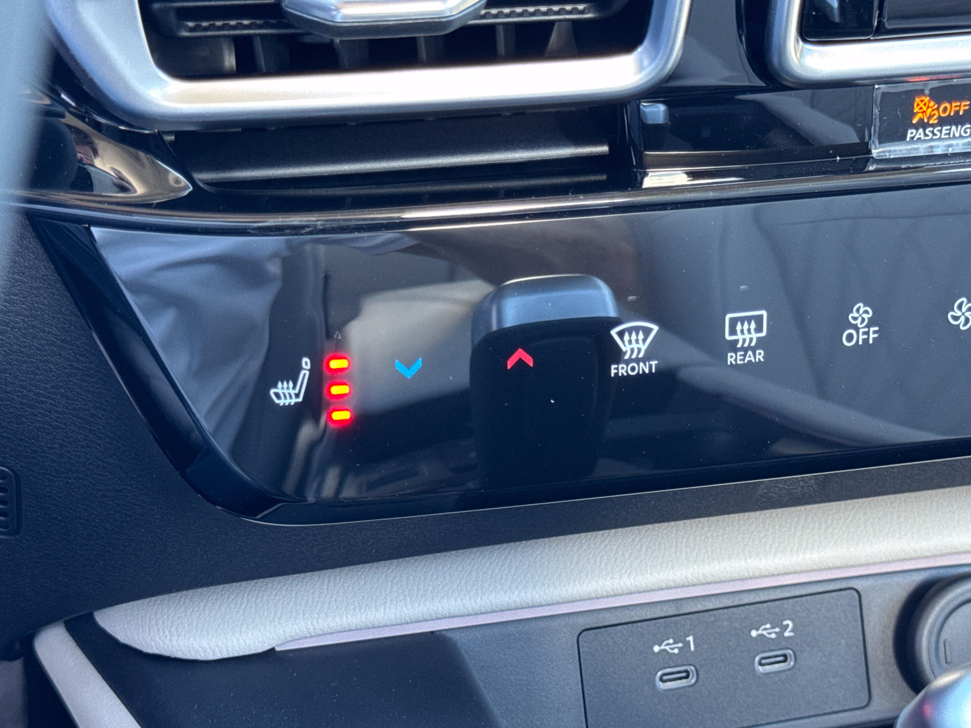 New 2026 Nissan Sentra SL w/ Floor Mat Package FWD image 28