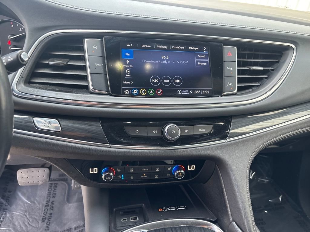Used 2024 Buick Enclave Premium image 19