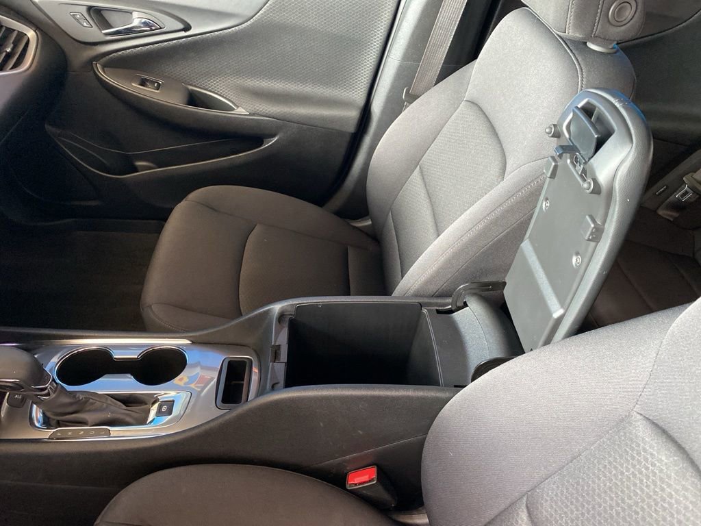 Certified 2025 Chevrolet Malibu LT image 8