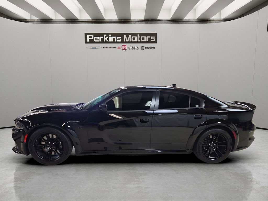 Used 2022 Dodge Charger SRT Hellcat w/ Harman/Kardon Audio Group RWD image 2