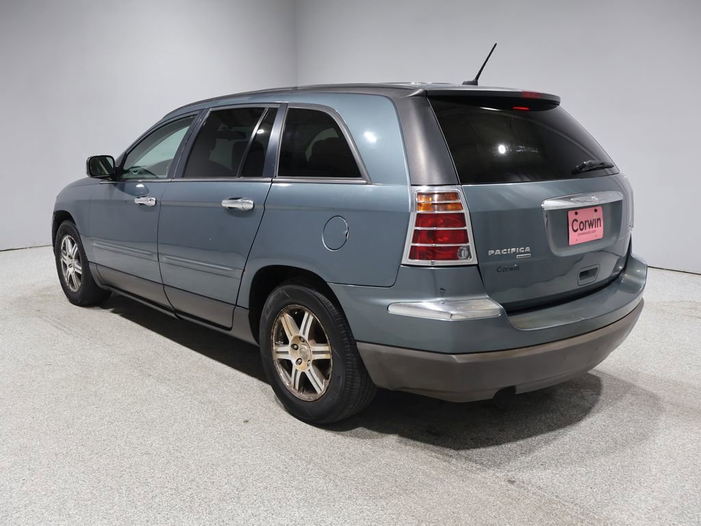 Used 2007 Chrysler Pacifica Touring image 4