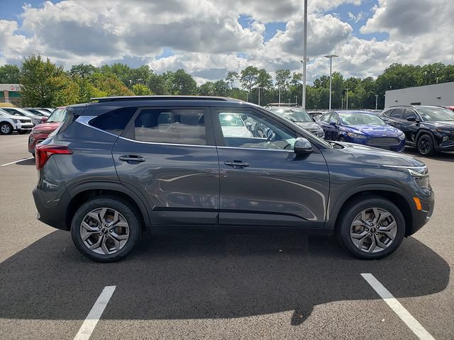 Certified 2024 Kia Seltos S AWD/4WD image 7