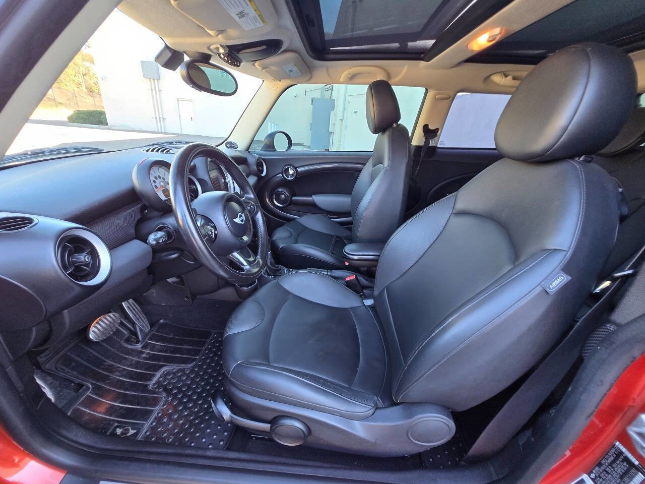 Used 2011 MINI Cooper S image 21