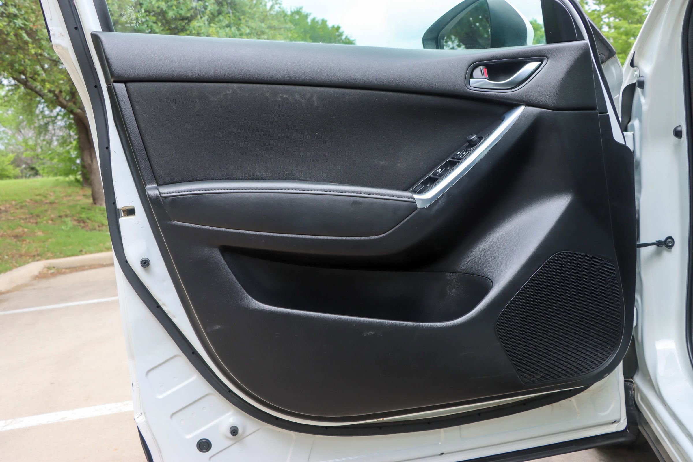 Used 2016 MAZDA CX-5 Touring image 12