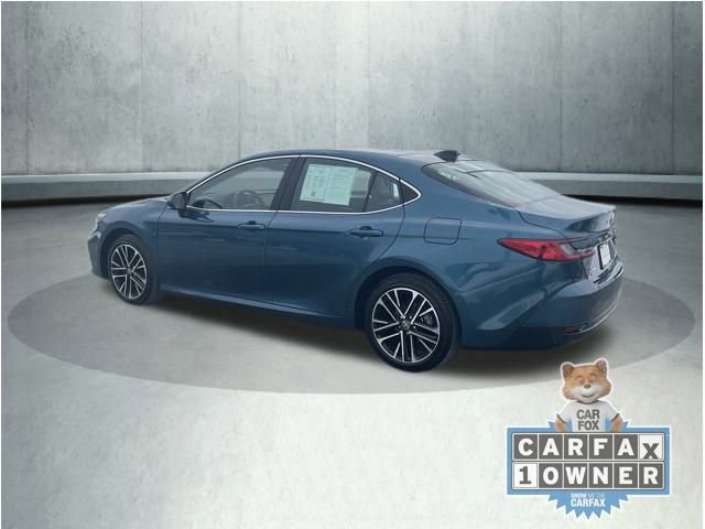 Used 2025 Toyota Camry XLE image 4