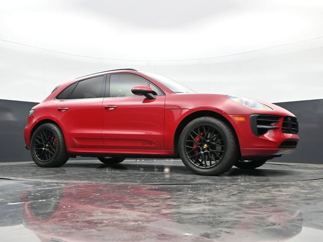 Used 2021 Porsche Macan GTS w/ Sport Chrono Package AWD/4WD image 37