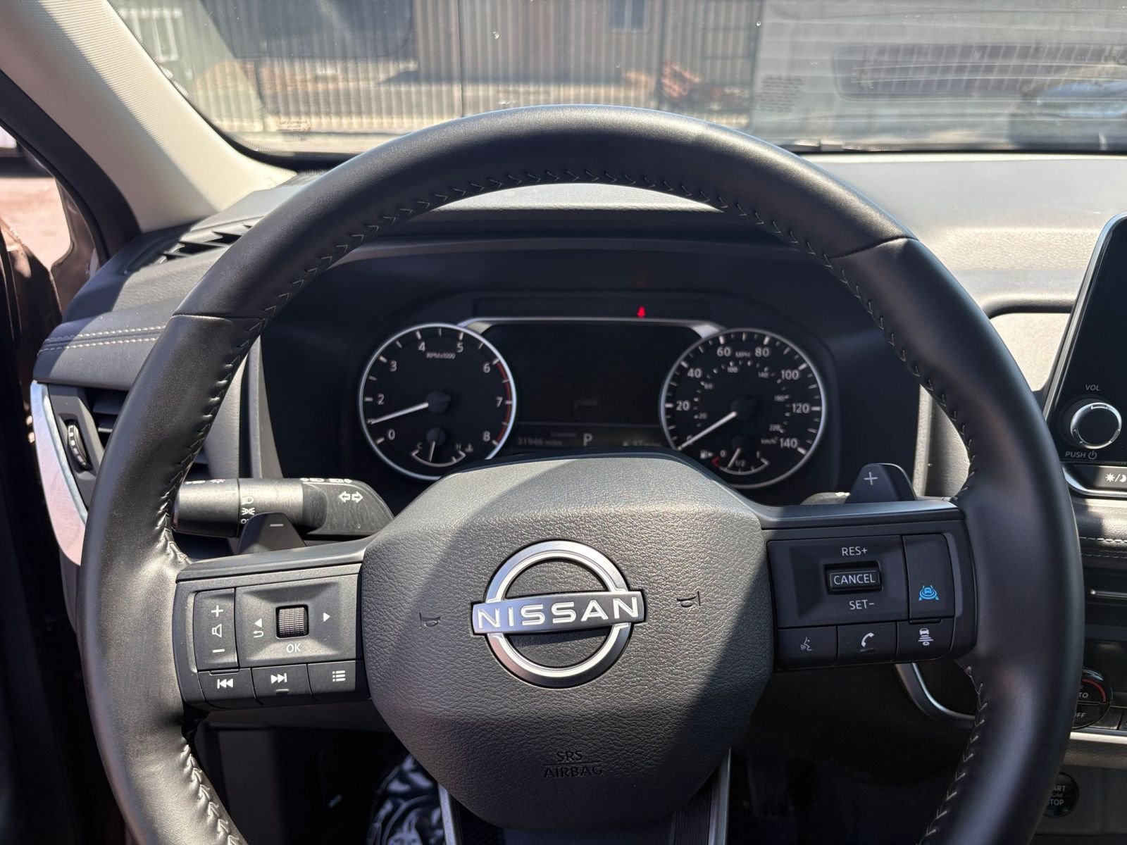Used 2025 Nissan Rogue SV FWD image 36
