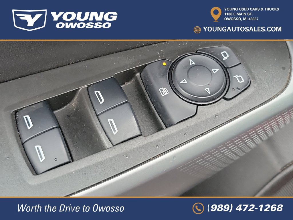 Used 2025 Chevrolet Trax LS w/ LS Convenience Package FWD image 25