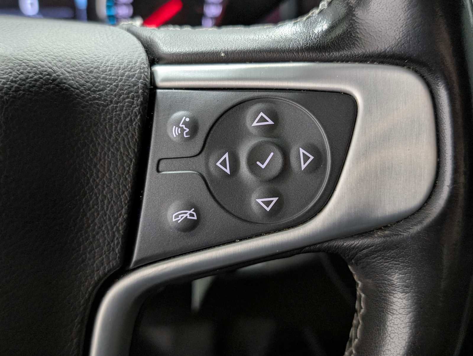 Used 2018 GMC Sierra 1500 SLE w/ SLE Value Package image 32