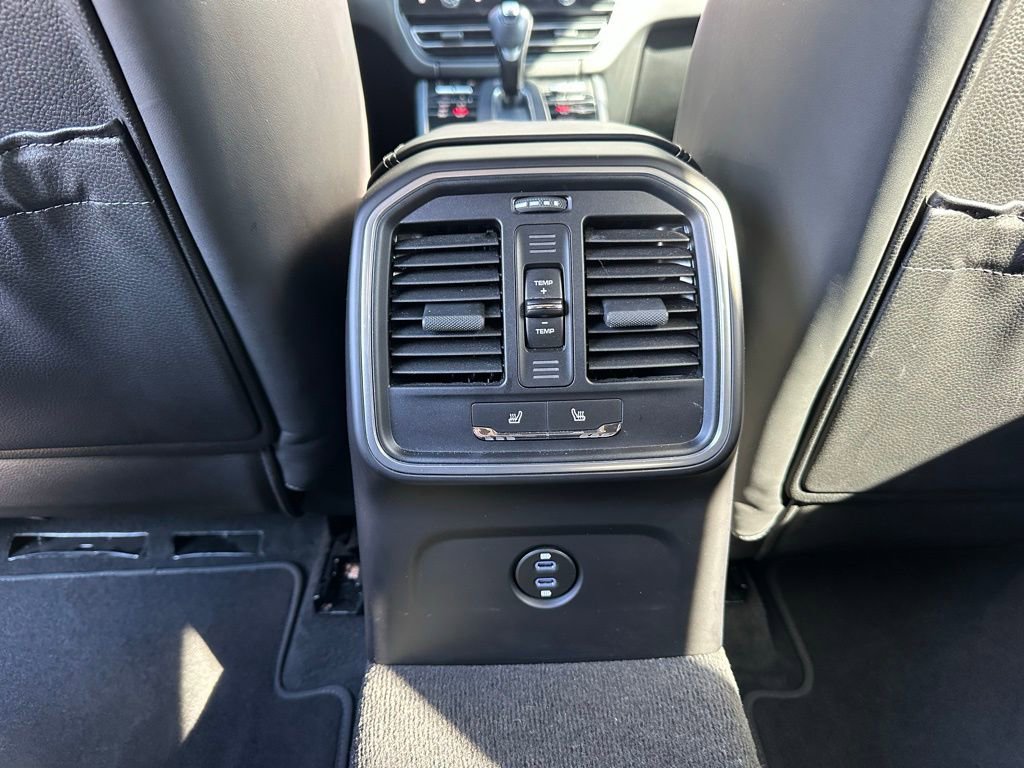 Certified 2023 Porsche Macan GTS image 39