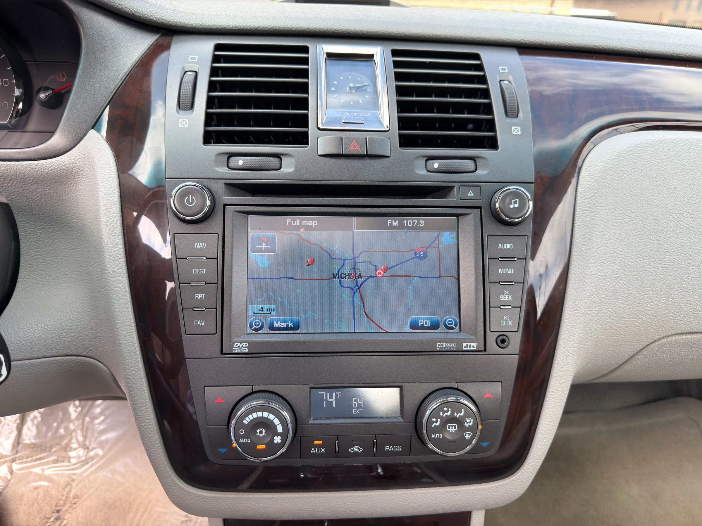 Used 2007 Cadillac DTS Performance image 14