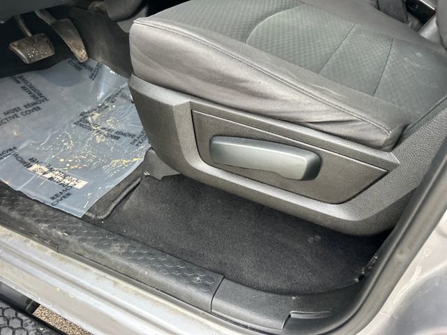 Used 2019 RAM 1500 Classic Warlock image 34