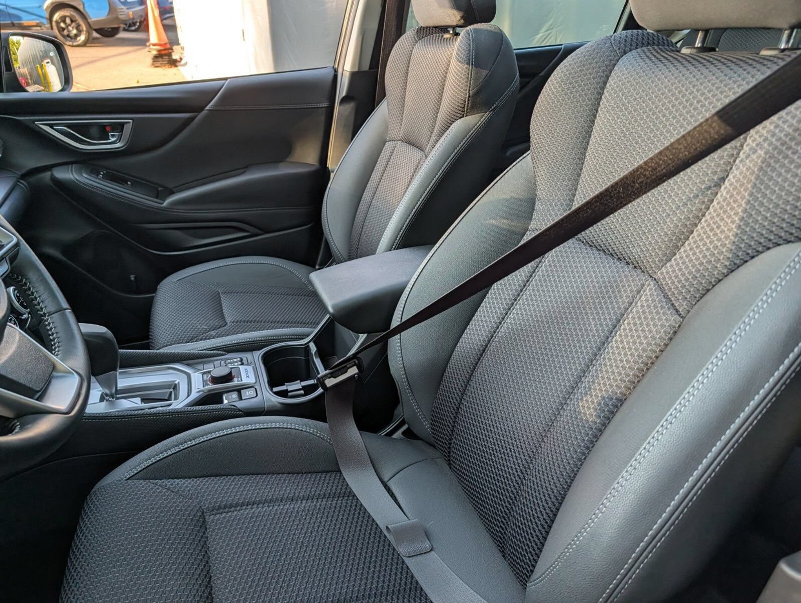 Used 2024 Subaru Forester Premium AWD/4WD image 19