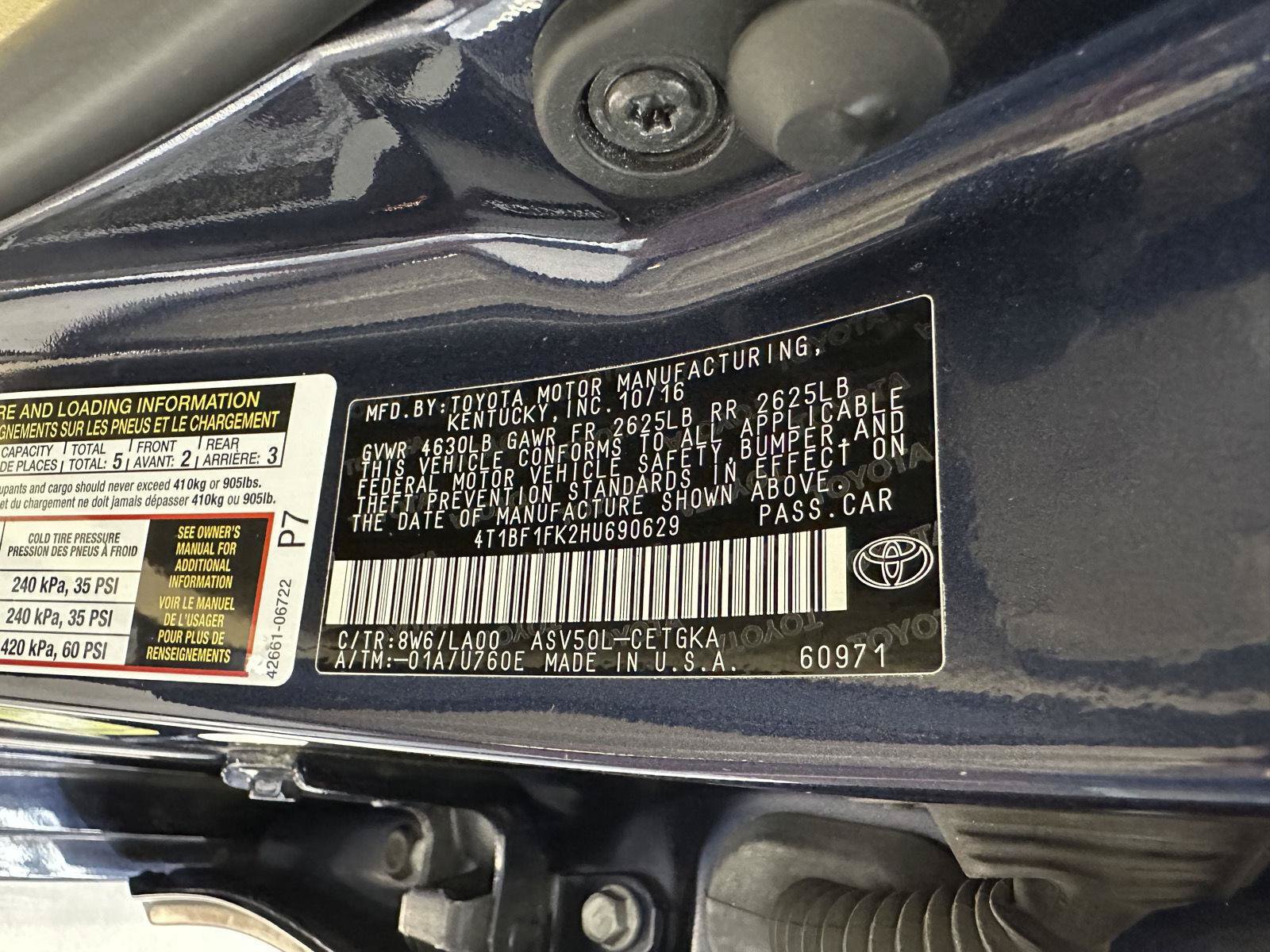 Used 2017 Toyota Camry XLE w/ Moonroof Package FWD image 13