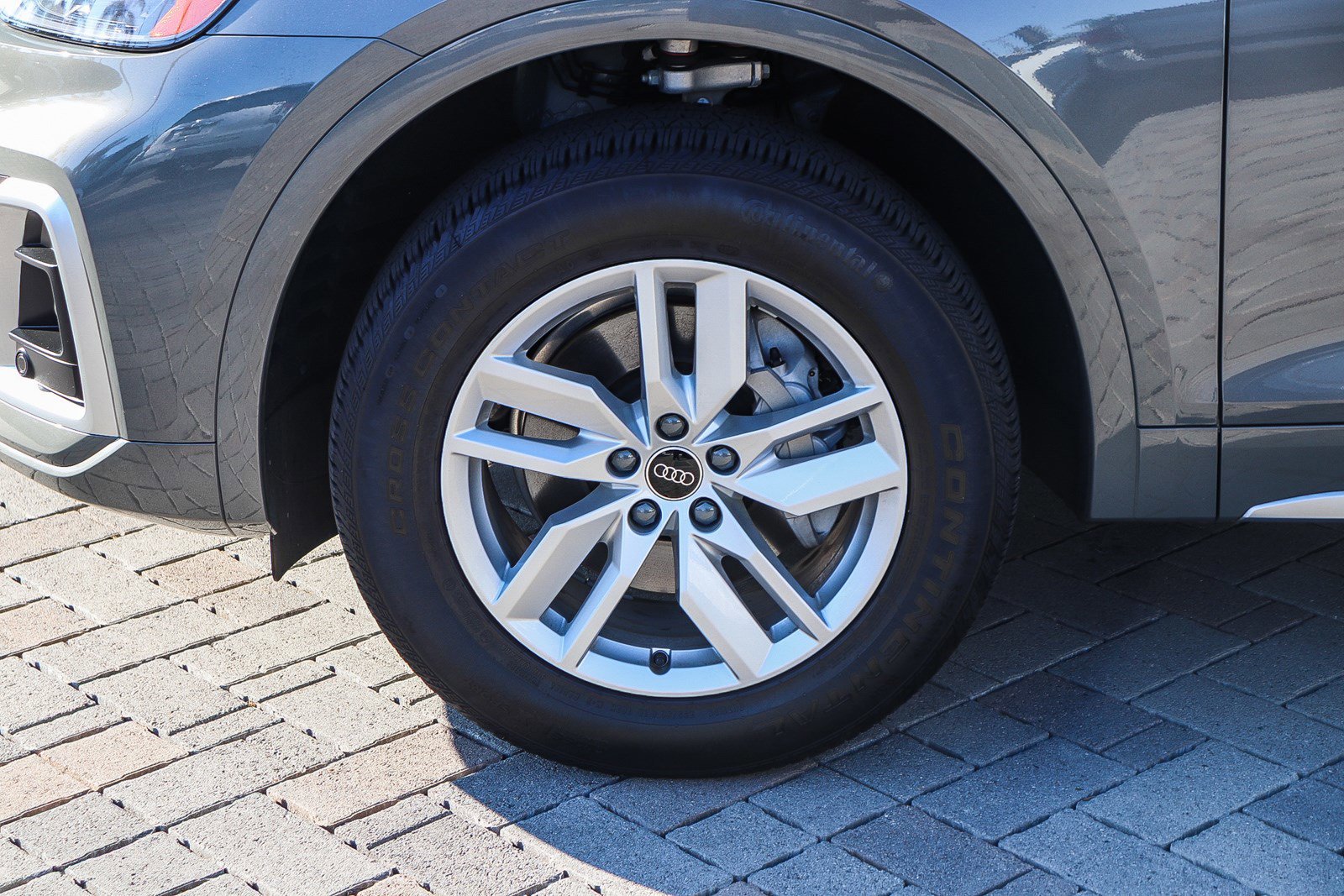 Used 2024 Audi Q5 2.0T Premium image 13