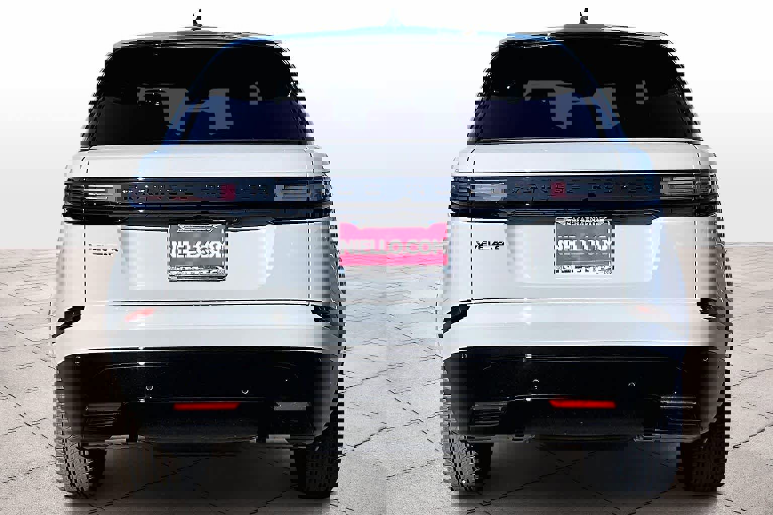 New 2026 Land Rover Range Rover Velar Dynamic SE image 6