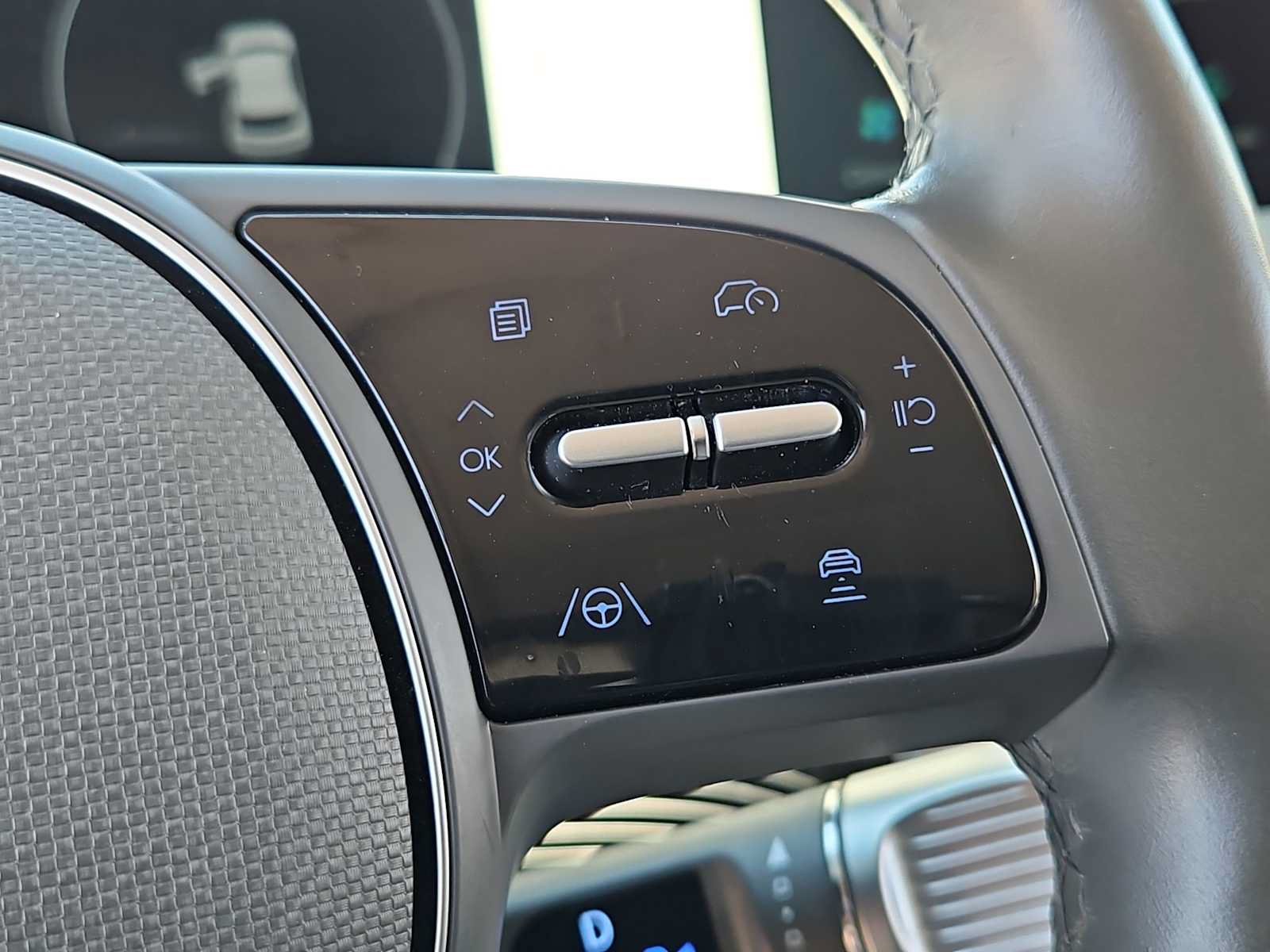 Certified 2023 Hyundai Ioniq 5 Limited AWD/4WD image 24