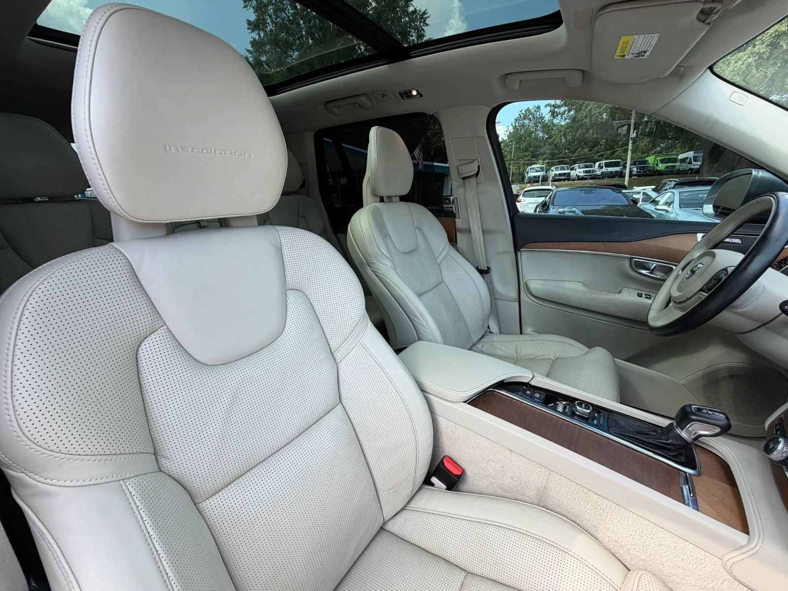 Used 2016 Volvo XC90 T6 Inscription w/ Vision Package AWD/4WD image 36