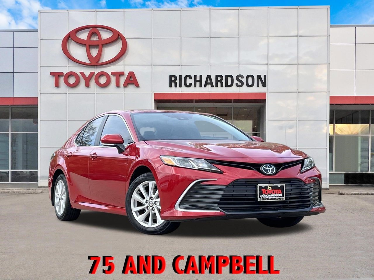 Used 2024 Toyota Camry LE w/ Convenience Package FWD image 1