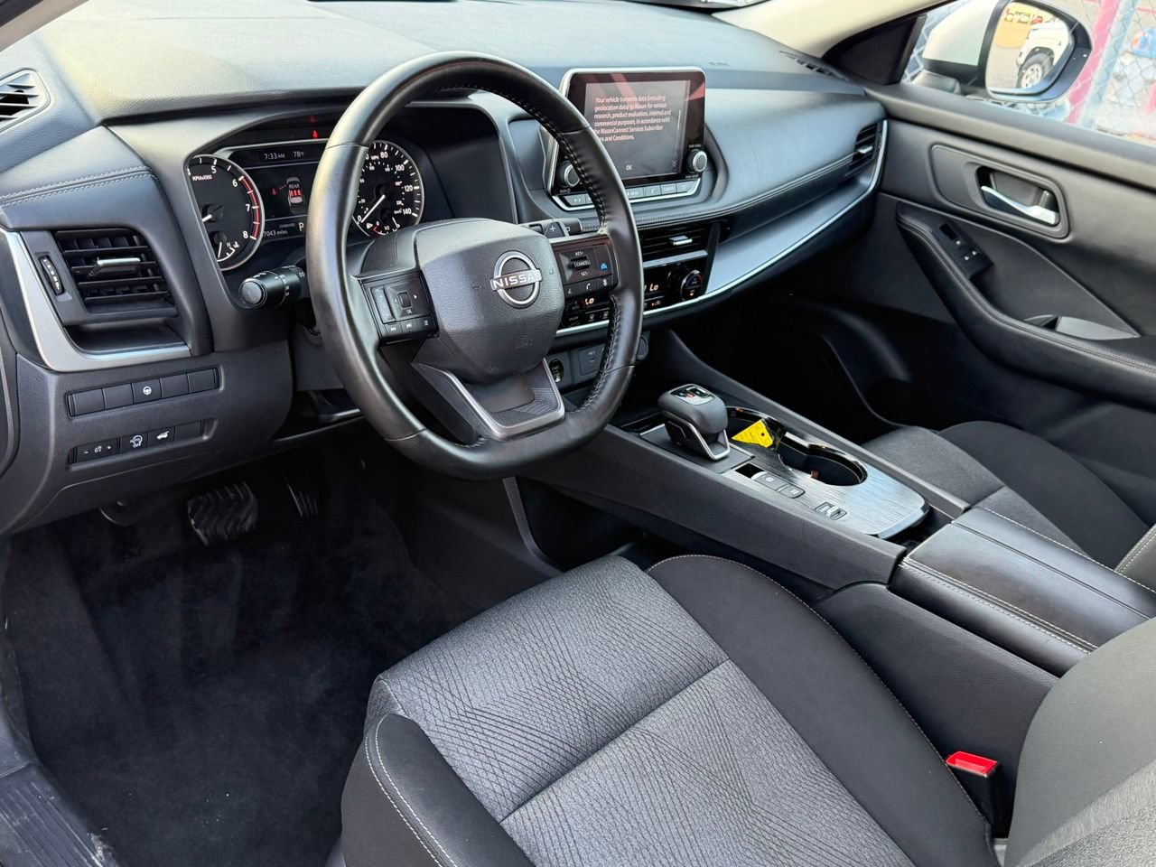 Certified 2025 Nissan Rogue SV FWD image 13