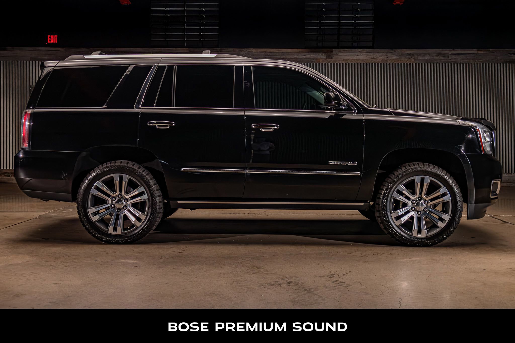 Used 2018 GMC Yukon Denali w/ Denali Ultimate Package AWD/4WD image 10