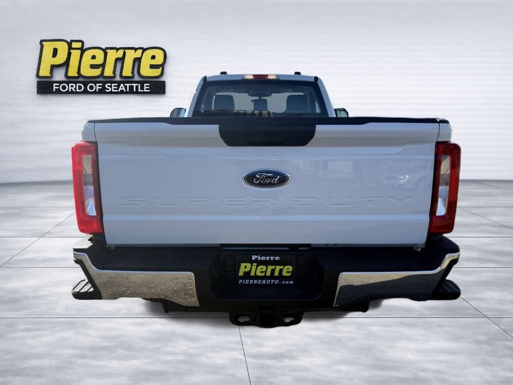 New 2026 Ford F250 XL w/ XL Chrome Package AWD/4WD image 3